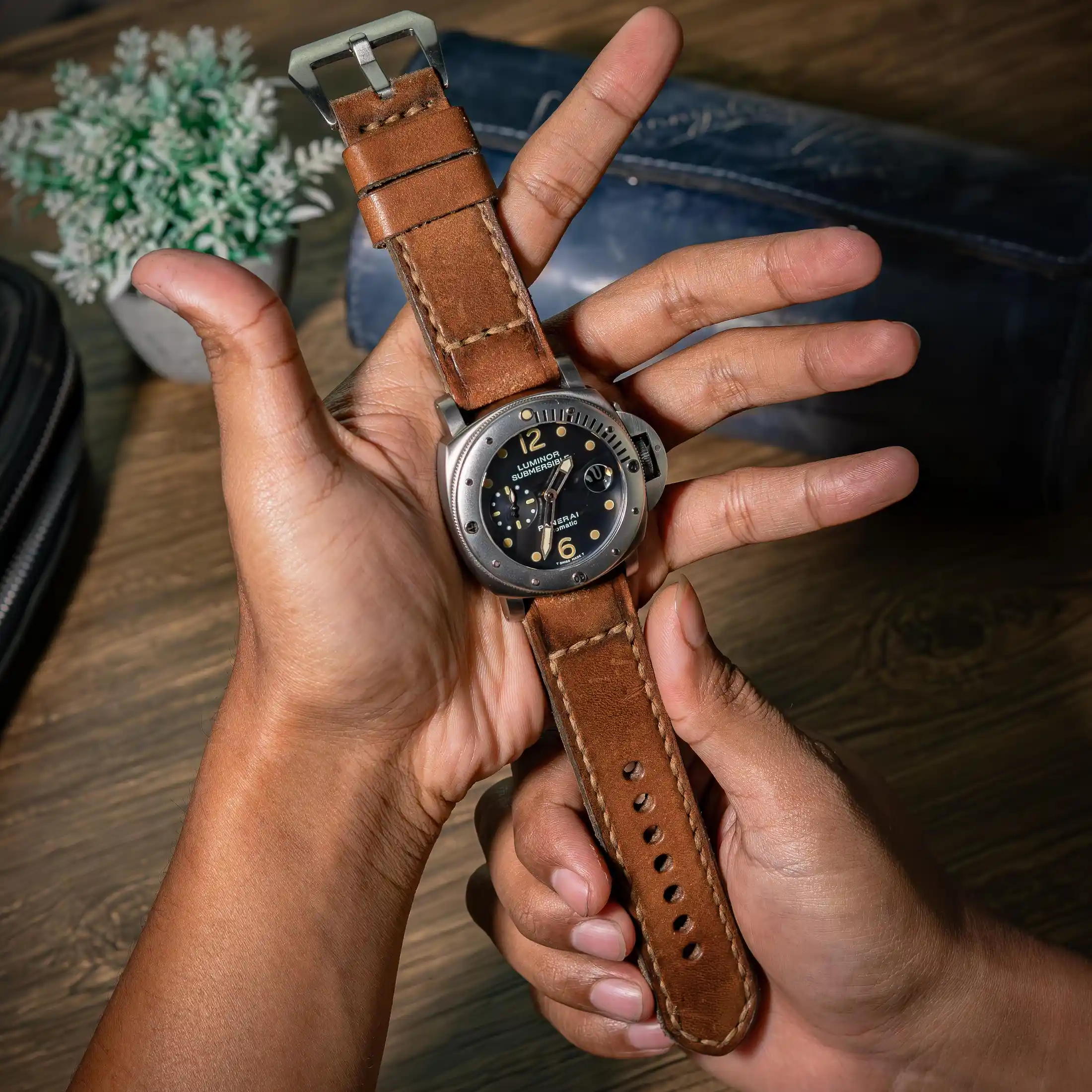 caitlin-8-strap-on-panerai-luminor-submersible-PAM00106-made-by-Gunny-Straps