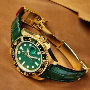 Emerald-Crocodile-watch-strap-on-Rolex-GMT-Master-II-made-by-Gunny-Straps