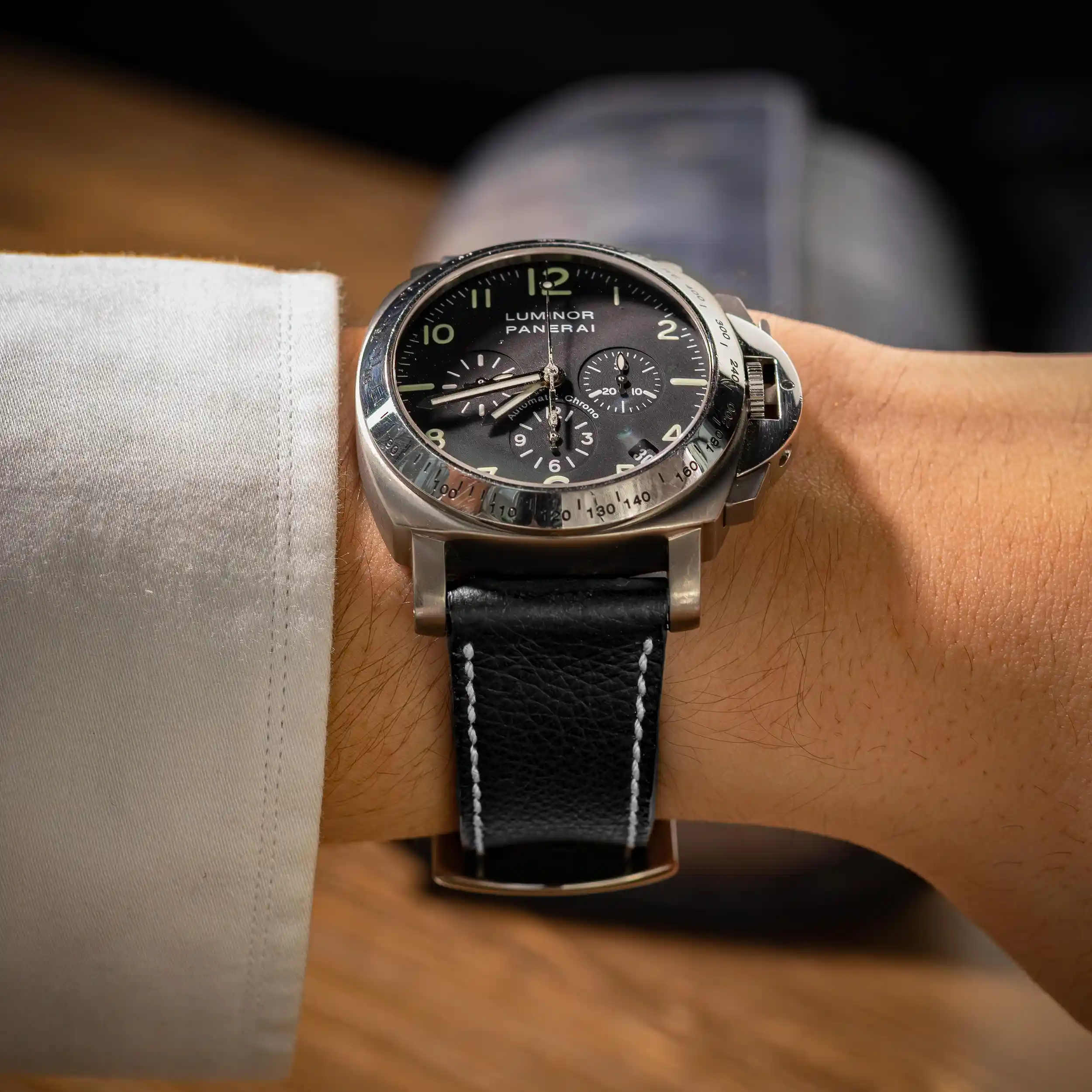Pebble-black-strap-on-Panerai-luminor-PAM00072-made-by-Gunny-Straps