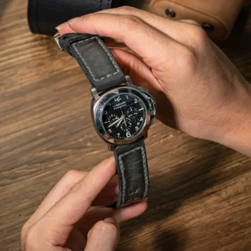 Grey-Arillo-strap-on-Panerai-Luminor-PAM0072-made-by-Gunny-Straps