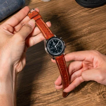 Dakkar-Strap-on-Omega-Speedmaster-made-by-Gunny-straps