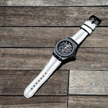 Double Muscular Vintage White Canvas Strap on Hublot by Gunny Straps