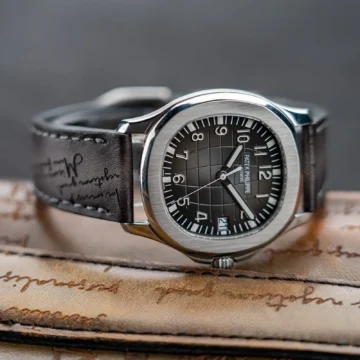 Grey Patina Scritto on Patek Philippe Aquanaut