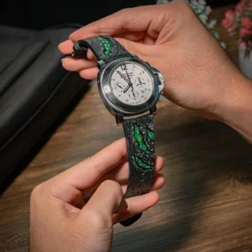 godzilla-green-leather-strap-on-Panerai-Luminor-Chrono-Daylight-made-by-Gunny-Straps