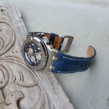 Royal Blue Croco Strap on Audemars Piguet Royal Oak Offshore Chronograph 42mm by Gunny Straps