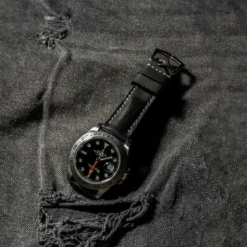 Black-Padded-Strap-on-Rolex-Explorer-II-made-by-Gunny-Straps
