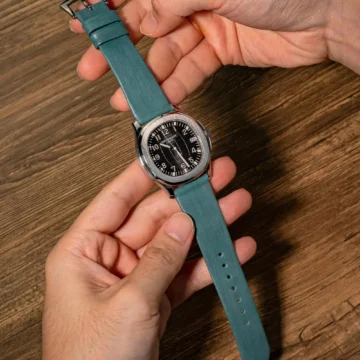 Satin-turquoise-strap-on-patek-philippe-aquanaut-made-by-gunny-straps