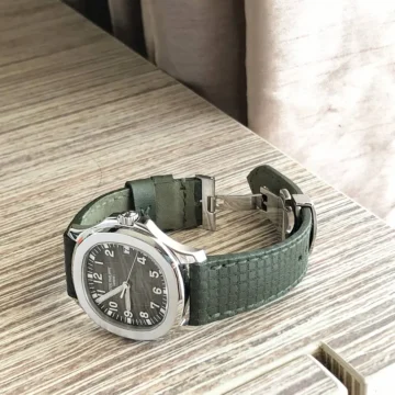 khaki-chessboard-leather-strap-on-patek-philippe-aquanaut-made-by-Gunny-Straps