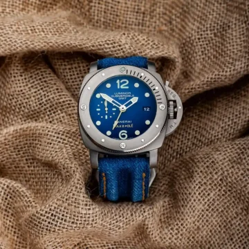 Blue-Double-Muscullar-Canvas-Strap-on-Panerai-Submersible-made-by-Gunny-Straps