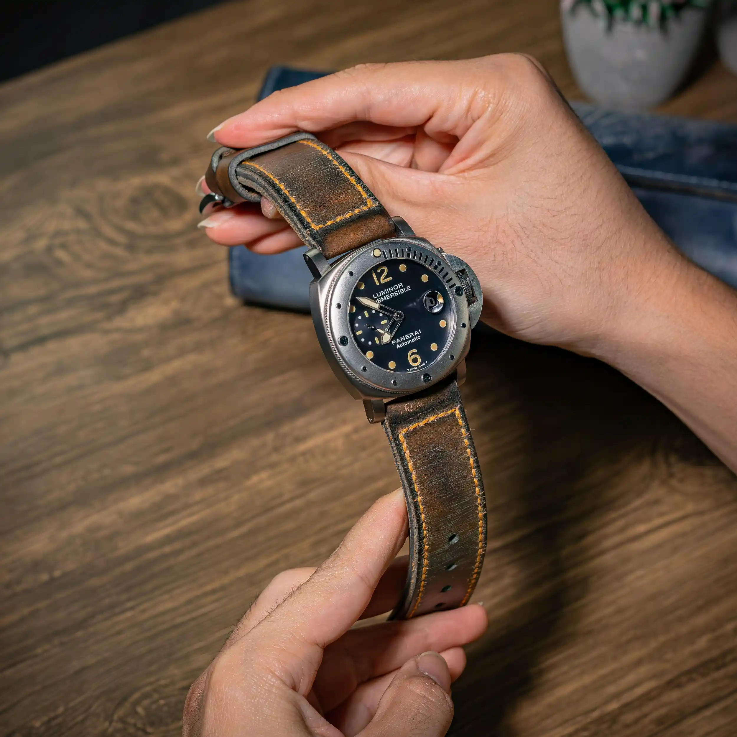 Mission-impossible-3-strap-on-Panerai-Luminor-Submersible-PAM00106-made-by-Gunny-Straps