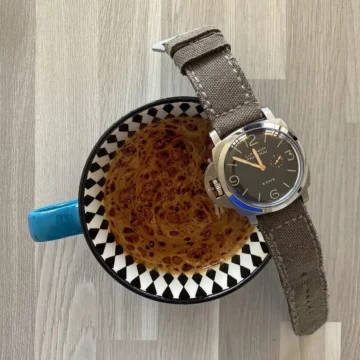 Canvas-Juan-Strap-on-Panerai-Luminor-made-by-Gunny-Straps
