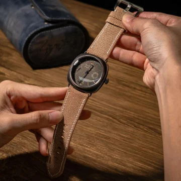 Beige-denim-strap-on-Panerai-radiomir-otto-giorni-made-by-Gunny-straps
