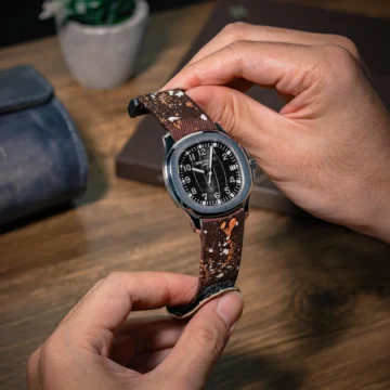 Dark-brown-kevlar-paint-splat-strap-on-patek-philippe-aquanaut-made-by-Gunny-straps