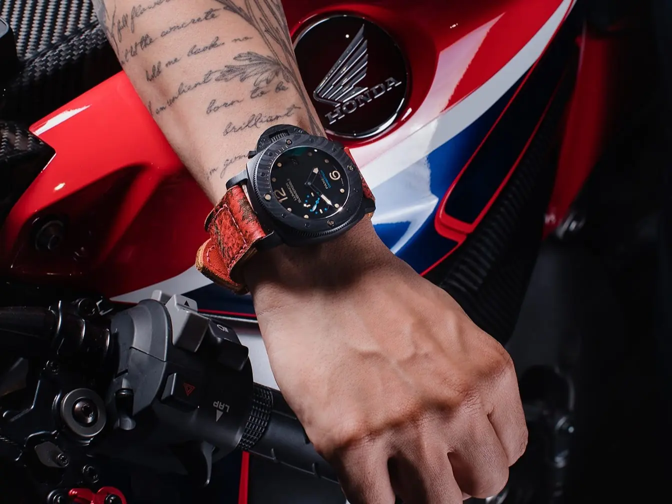 Pink Coral Strap on Panerai Submersible 1950 Carbotech PAM00616 watch made by Gunny Straps