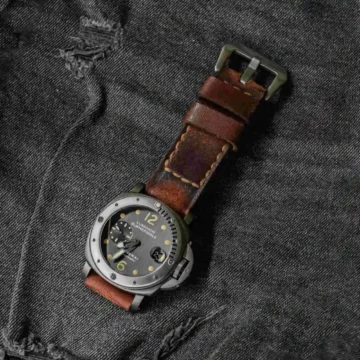 Caitlin-4-Strap-on-Panerai-PAM-106-made-by-Gunny-Straps