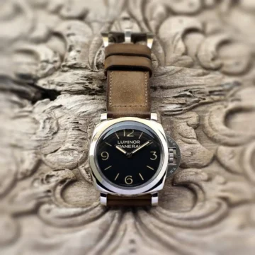 Dobol-Strap-on-Panerai-Luminor-made-by-Gunny-Straps