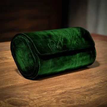 Green-patina-scritto-watch-roll-side-made-by-Gunny