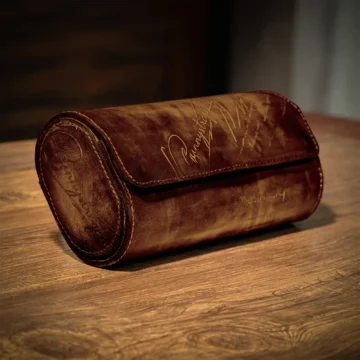 brown-patina-scritto-watch-roll-side-made-by-Gunny