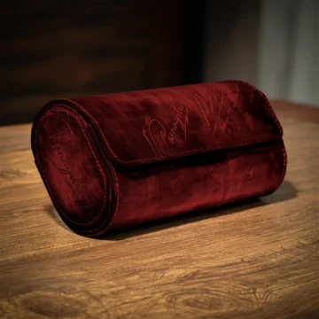 red-patina-scritto-watch-roll-side-made-by-Gunny