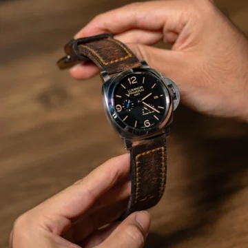Arillo-strap-on-Panerai-Luminor-PAM1321-made-by-Gunny-Straps