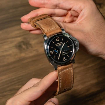 Egypt-strap-on-Panerai-Luminor-PAM1321-made-by-Gunny-Straps