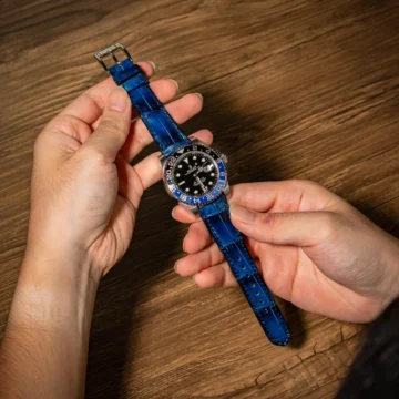 Sodalite-Crocodile-strap-on-Rolex-GMT-Master-II-Batman-made-by-Gunny-Straps