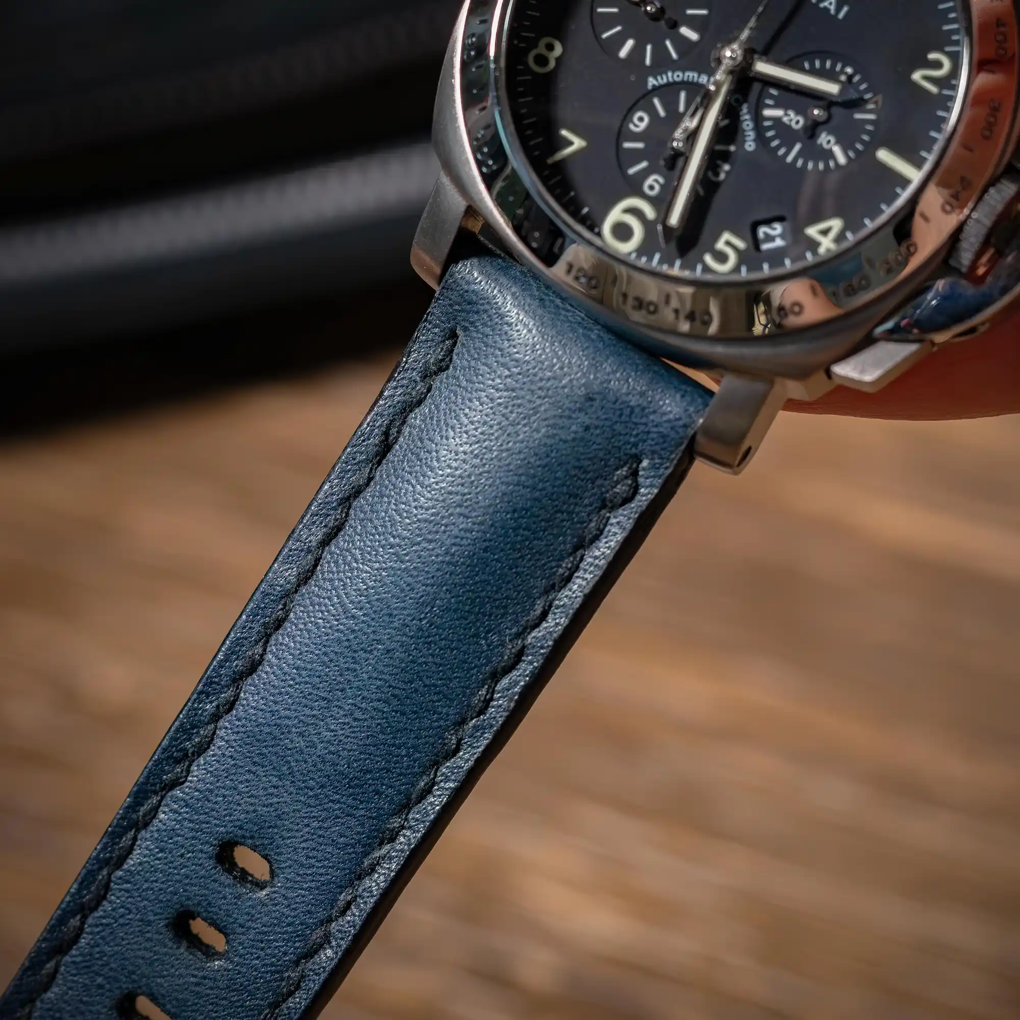 deep-blue-strap-on-Panerai-Luminor-PAM-00072-made-by-Gunny-Straps
