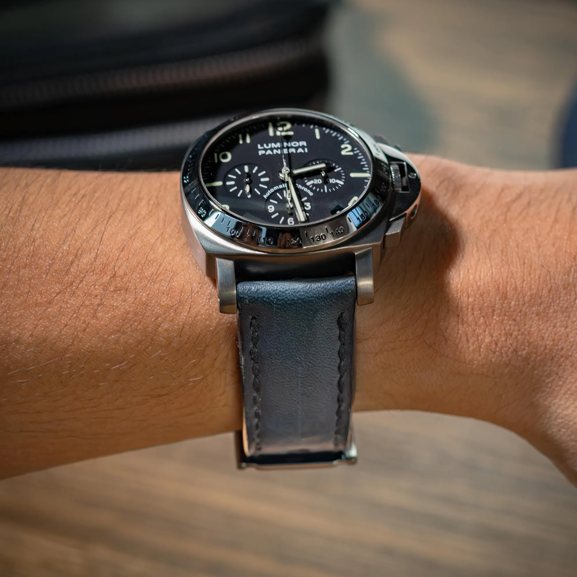 deep-blue-strap-on-Panerai-Luminor-PAM-00072-made-by-Gunny-Straps