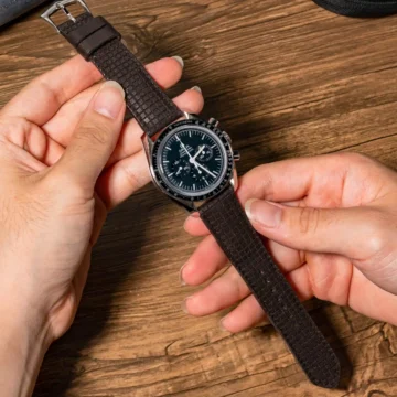 Brown-chessboard-strap-on-Omega-Speedmaster-made-by-Gunny-Straps
