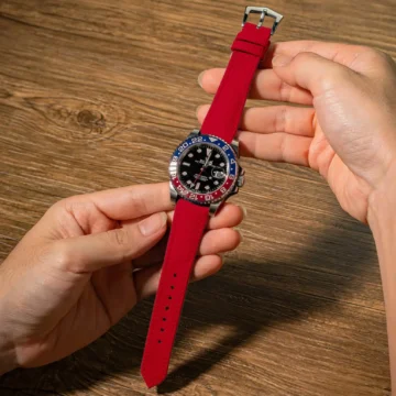 Red-Sailcloth-Strap-on-Rolex-GMT-Master-II-Pepsi-made-by-Gunny-Straps