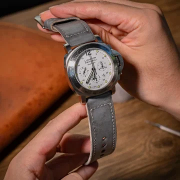 Vague-grey-strap-on-panerai-luminor-chrono-daylight-made-by-gunny-straps