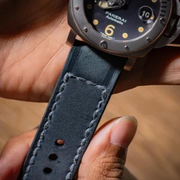 caitlin-6-strap-on-Panerai-Luminor-Submersible-PAM00106-made-by-Gunny-Straps