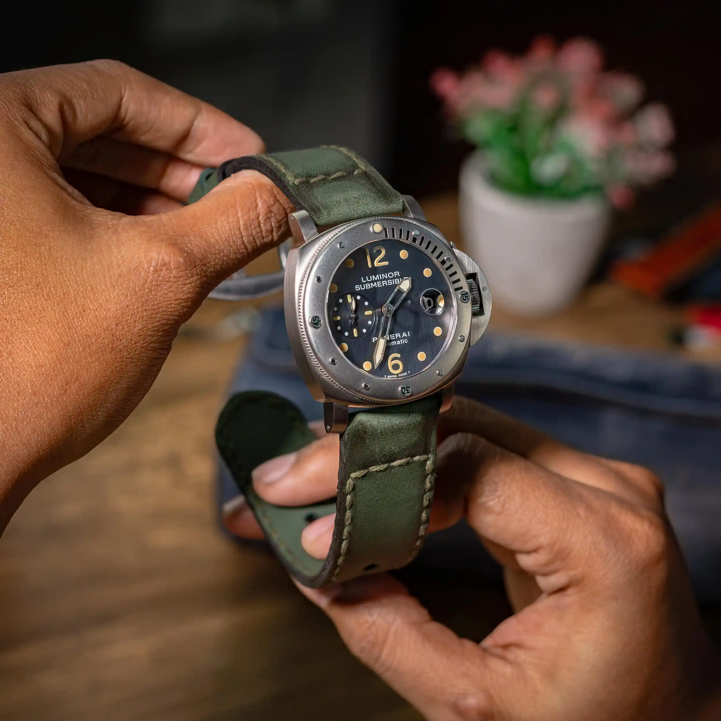 caitlin-7-strap-on-panerai-luminor-submersible-PAM00106-made-by-Gunny-Straps