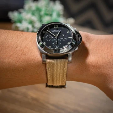 camel-kevlar-strap-on-Panerai-Luminor-PAM00072-made-by-Gunny-Straps