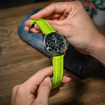 lime-green-kevlar-strap-on-Panerai-Luminor-PAM00072-made-by-Gunny-Straps