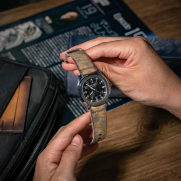 Mission-impossible-1-strap-on-Patek-Philippe-Aquanaut-made-by-Gunny-Straps